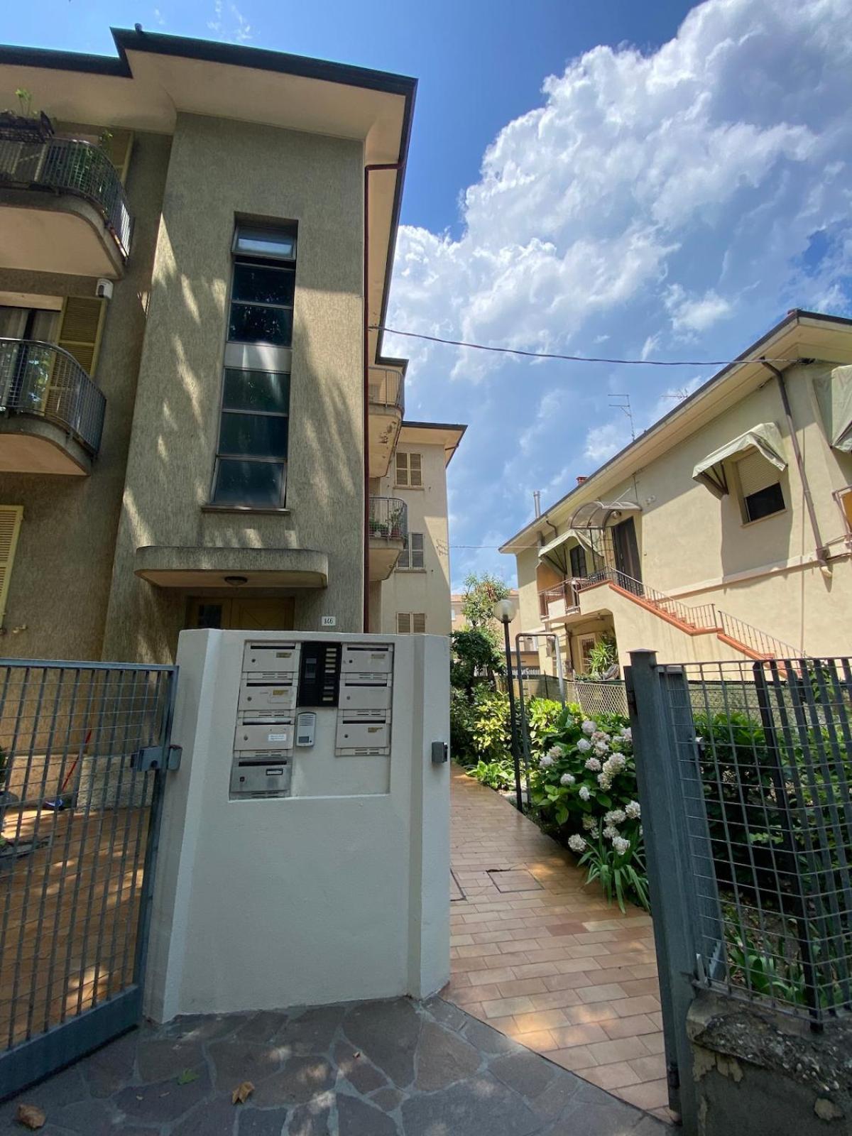 Ampio Appartamento In Posizione Strategica Rímini Exterior foto